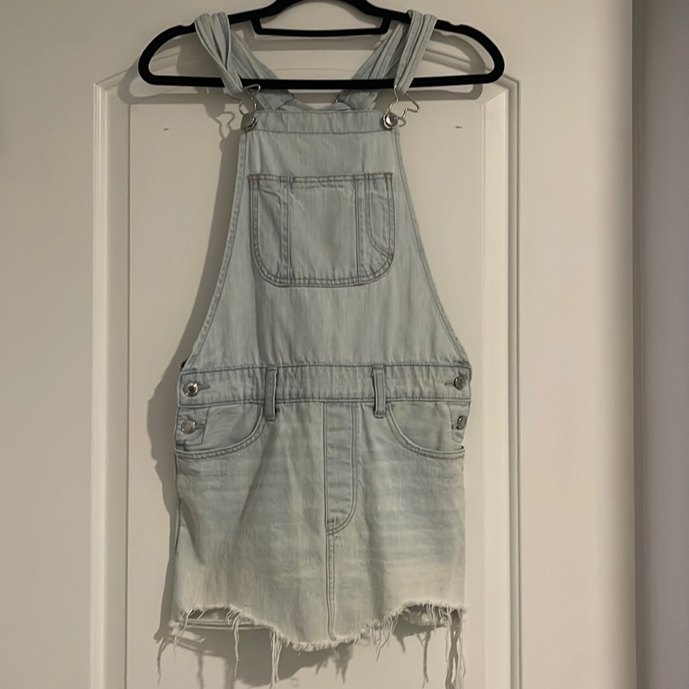 American Eagle jumper